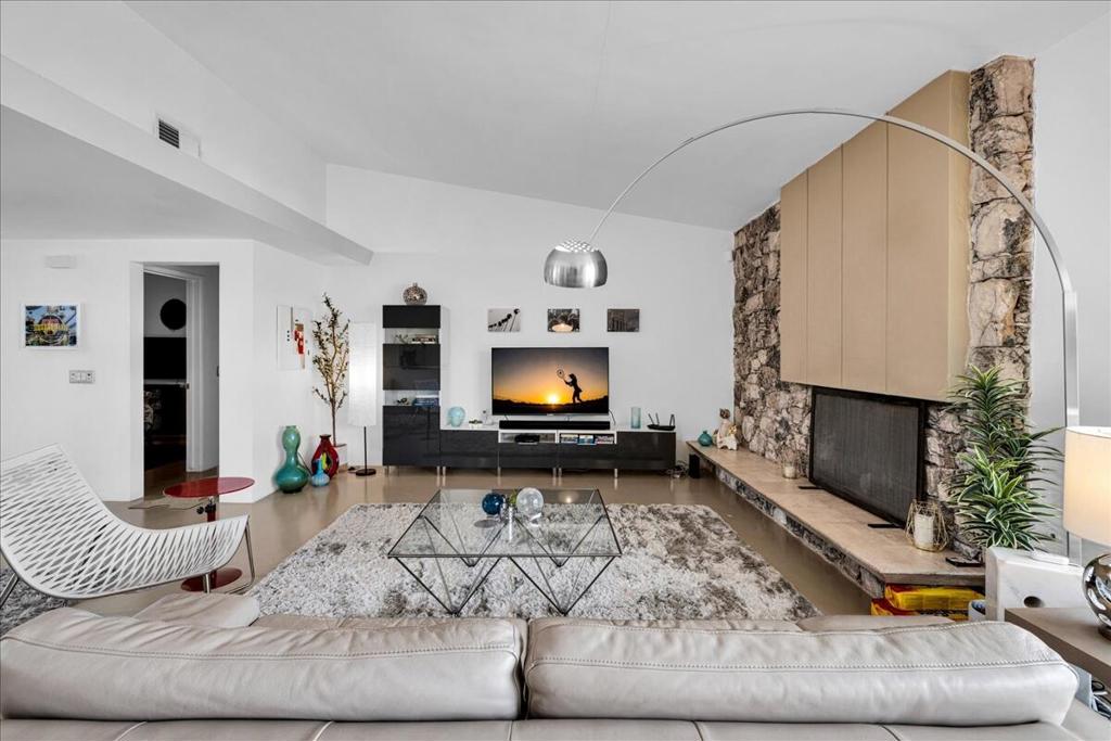 MLS #219145217DA image #16