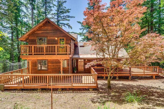 12338 First Fork Road, Los Gatos CA: https://media.crmls.org/mediaz/0020b0f6-d797-4499-8e07-8a7cdeffe303.jpg