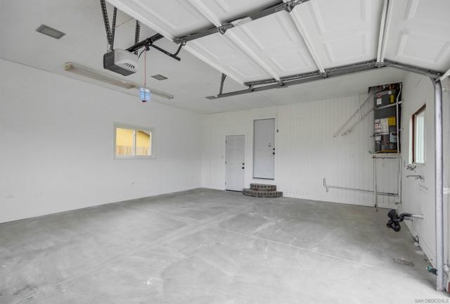 824 PARAISO AVE, Spring Valley CA: https://media.crmls.org/mediaz/0020f7f4-e788-4af7-93d0-d08382a31353.jpg