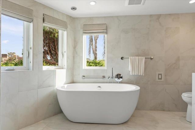 433 Seaview Drive, Aptos CA: https://media.crmls.org/mediaz/0021c192-22e7-4b7f-8b38-831fc74bc695.jpg