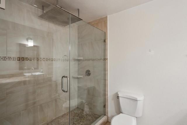 32027 Carroll Avenue, Hayward CA: https://media.crmls.org/mediaz/0021d4fc-08aa-49d9-b803-6e8ec1f1b286.jpg