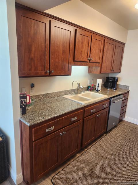 1730 Avenida Del Mundo, Coronado CA: https://media.crmls.org/mediaz/0023ae81-25b0-4ac9-bf0c-2f2a20084366.jpg