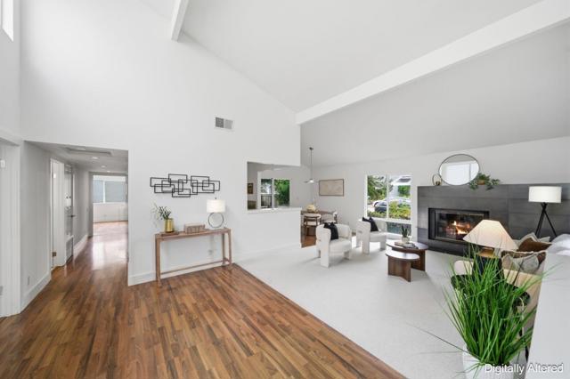 902 Virgo Lane, Foster City CA: https://media.crmls.org/mediaz/0024092a-72fe-435e-b4df-28aae34fb7e2.jpg