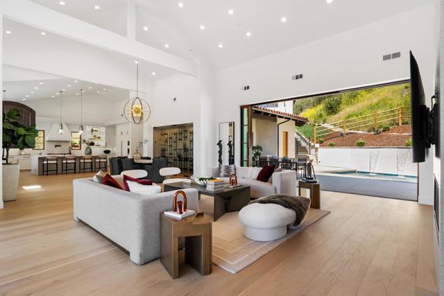 5758 60 Las Palomas, Rancho Santa Fe CA: https://media.crmls.org/mediaz/0024123b-f7c0-42e6-bf31-1a241510918c.jpg