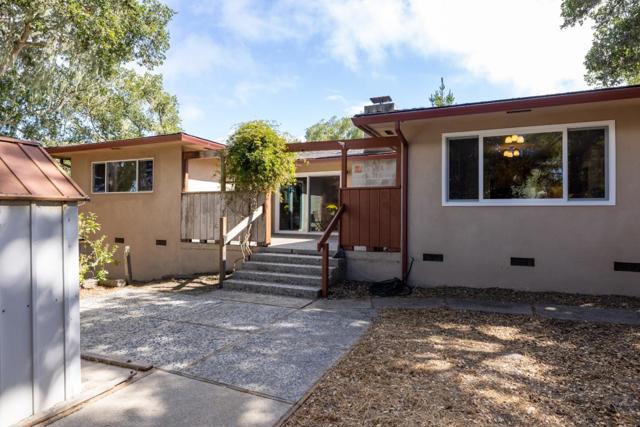 30 Via Encanto, Monterey CA: https://media.crmls.org/mediaz/00243c11-0f4d-4432-9cc1-93aeb8bc9516.jpg