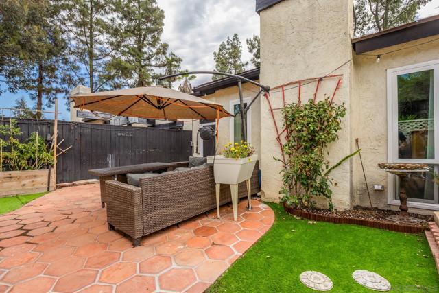 2327 Rosal Ln, Spring Valley CA: https://media.crmls.org/mediaz/0026eec6-8ce2-4d66-b752-d40ecd8e43f7.jpg