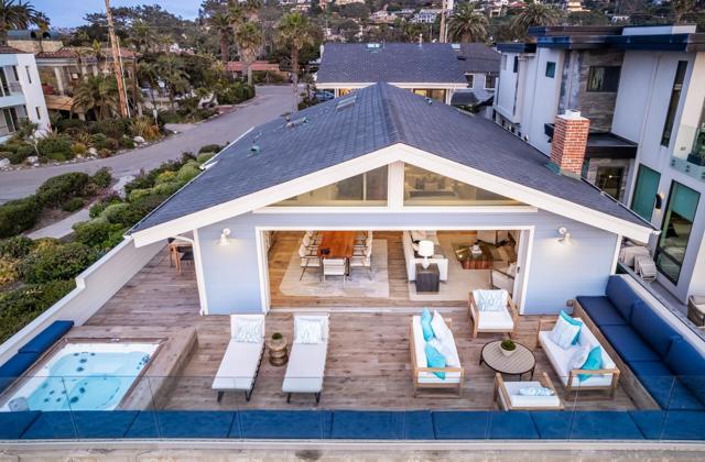 2050 Ocean Front, Del Mar CA: https://media.crmls.org/mediaz/0028a95b-437b-4aa8-a9a9-d9bcfe681a3d.jpg