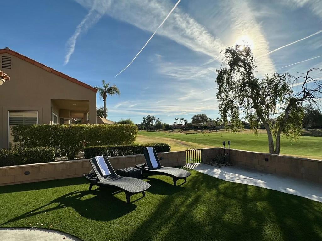 65 La Costa Drive
