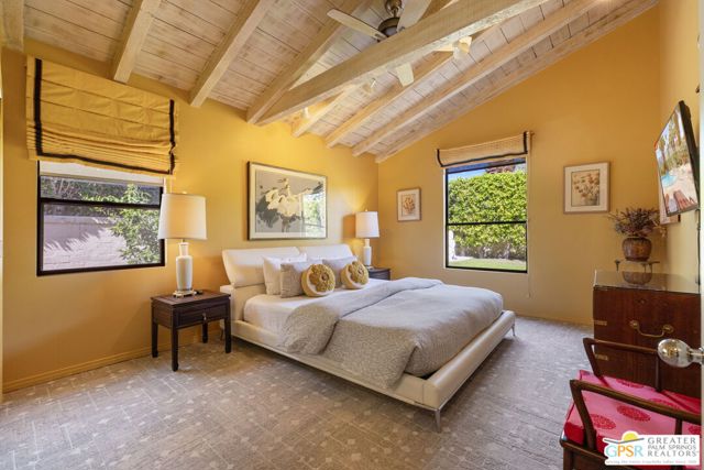 Image 44 of 57 For 311 Via Sol  