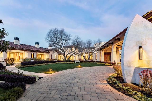 27500 La Vida Real, Los Altos Hills CA: https://media.crmls.org/mediaz/0029a12b-4b1a-4f6c-9225-2be86ce330ba.jpg