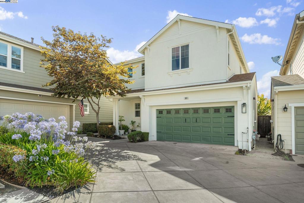 663 Falling Star Dr