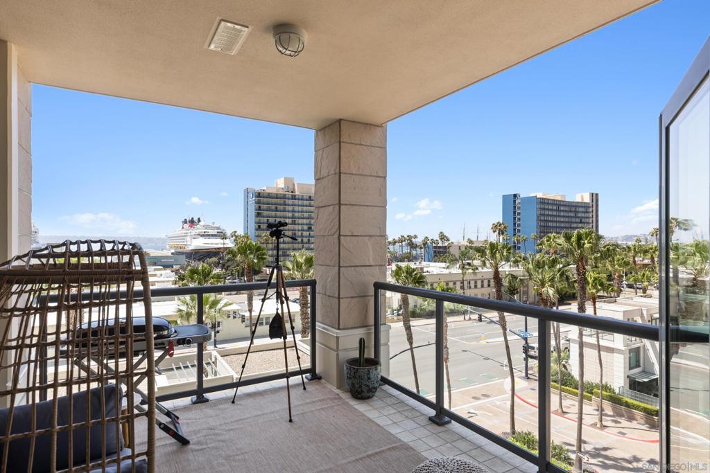 1199 Pacific Hwy - photo 2