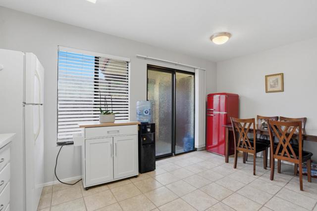 205 Del Valle Cir, El Sobrante CA: https://media.crmls.org/mediaz/002ff8b1-d9e7-4c14-9583-f5cf0352e205.jpg