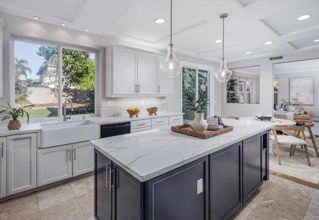 Detail Gallery Image 12 of 43 For 8092 Paseo Arrayan, Carlsbad,  CA 92009 - 5 Beds | 4/1 Baths