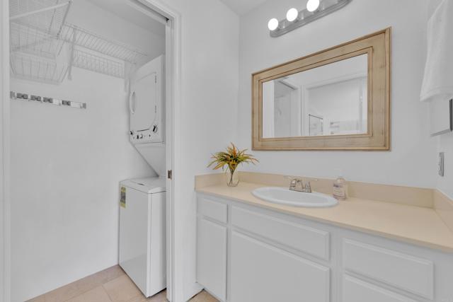 4040 Porte La Paz, San Diego CA: https://media.crmls.org/mediaz/00319bea-6b9f-4bc0-bd83-df24663c3107.jpg