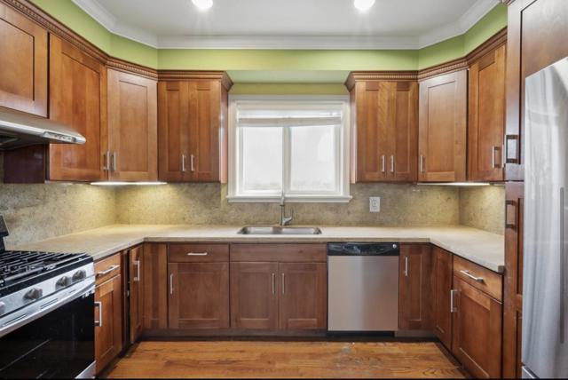 63 Werner Avenue, Daly City CA: https://media.crmls.org/mediaz/00324511-5f85-44a1-b017-84982cdadcf5.jpg
