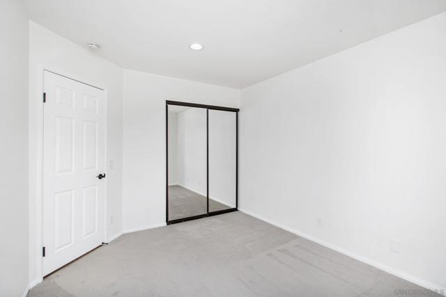 1009 Paseo La Cresta, Chula Vista CA: https://media.crmls.org/mediaz/00331f11-2976-4782-883c-7d9088c2b127.jpg