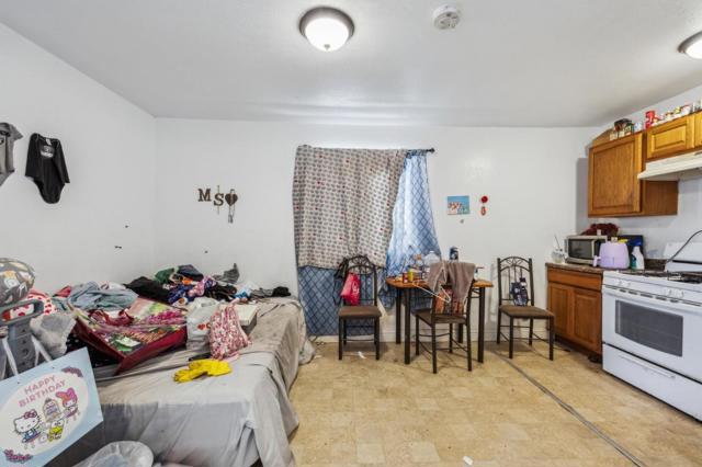 229 Elm Street, Watsonville CA: https://media.crmls.org/mediaz/0033893e-b115-4149-89f4-26ed1f68b35b.jpg