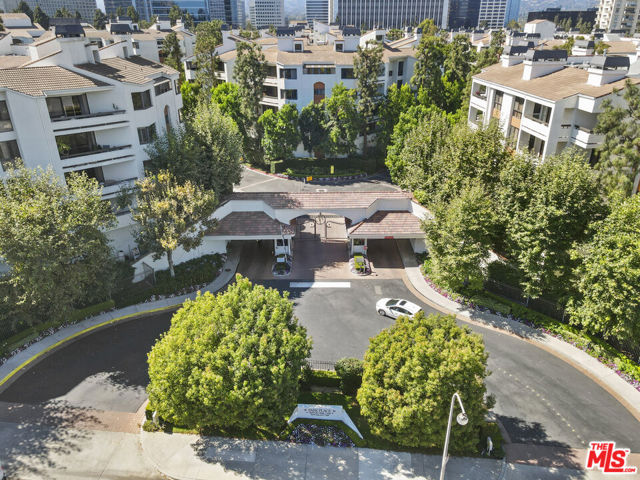 2102 Century Park Lane, Los Angeles CA: https://media.crmls.org/mediaz/0033df1c-785c-4413-ace3-b2fcfea27cd2.jpg