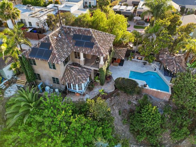 4915 Eyrie Rd, San Diego CA: https://media.crmls.org/mediaz/00371e2f-bbd8-44ea-a533-d4265a5c2262.jpg