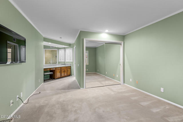 1275 Westwind Circle, Westlake Village CA: https://media.crmls.org/mediaz/0038ffd5-61a6-4307-902e-1982e0989f62.jpg