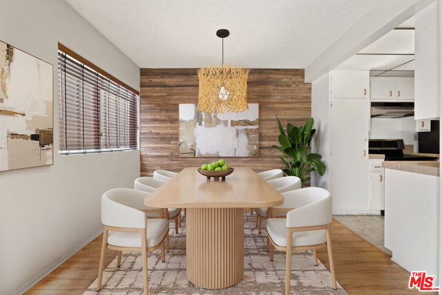 5950 Buckingham, Culver City CA: https://media.crmls.org/mediaz/0039943f-6826-4f5c-b013-099d2b5f7957.jpg