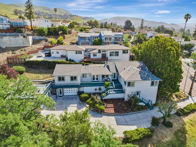3449 Suncrest Avenue, San Jose CA: https://media.crmls.org/mediaz/003a5de1-d4b8-4ed2-8ae3-dc83ee04364f.jpg