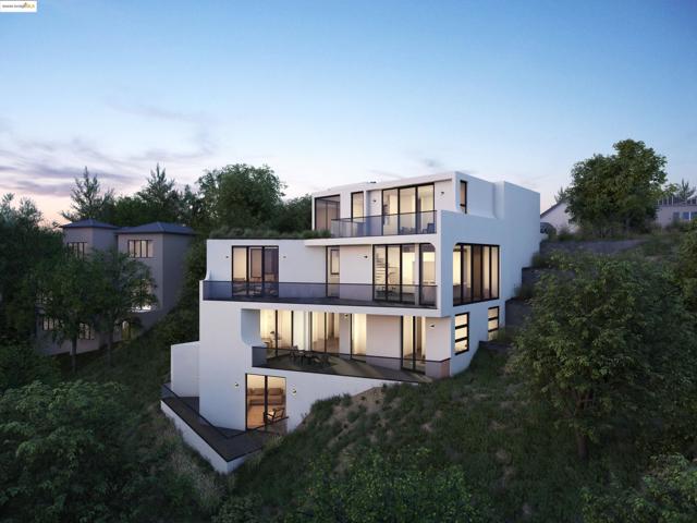 7055 Devon Way, Oakland CA: https://media.crmls.org/mediaz/003b0651-4ed1-4f0b-937b-dc45950fed10.jpg