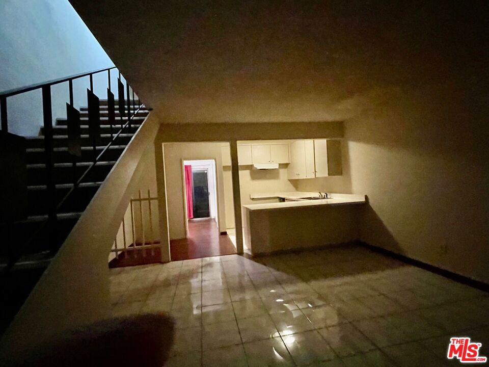 834 W Duarte Road #5