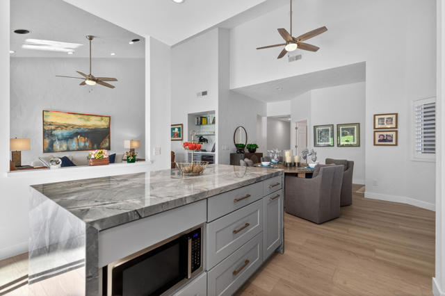 76677 Begonia Lane, Palm Desert, CA 92211