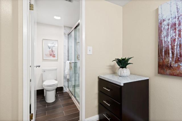 4520 Melody Dr, Concord CA: https://media.crmls.org/mediaz/003d50b2-ca2c-4a2b-a639-e180ed2ae040.jpg