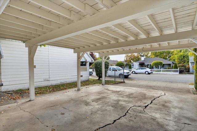 3703 Florence Street, Redwood City CA: https://media.crmls.org/mediaz/003dc0e4-a157-4e8e-b2f3-d29cd2b63f75.jpg