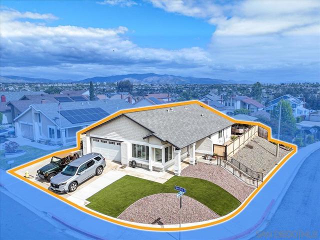 1059 Buena Vista Way, Chula Vista CA: https://media.crmls.org/mediaz/003e58ed-4d6b-42cf-b775-249baf8c5626.jpg