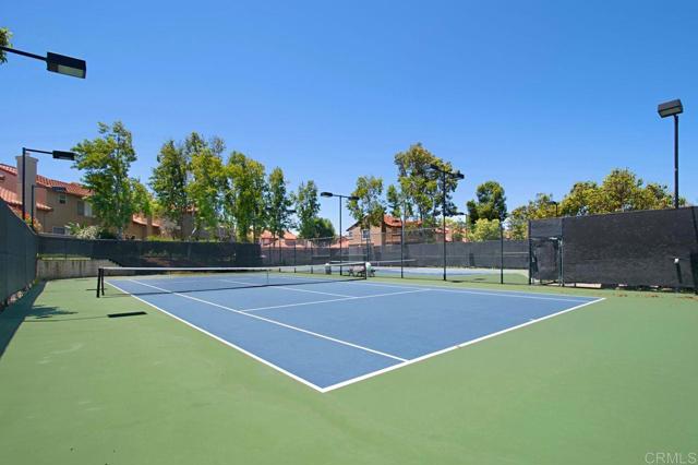 Detail Gallery Image 45 of 46 For 3810 Creststone Place, San Diego,  CA 92130 - 3 Beds | 2/1 Baths