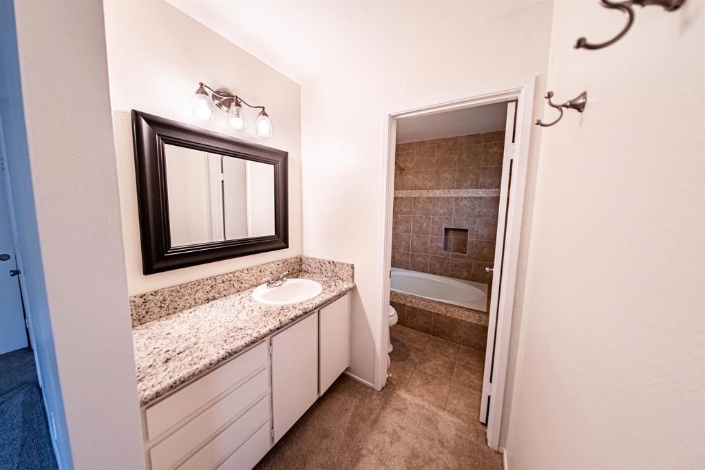 2374 Caringa - photo 6