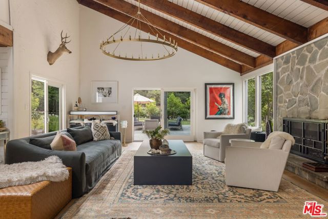 Drew Fenton | 959 Crater Oak Drive Calabasas CA | MLS: 7287258