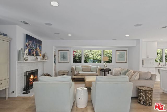 207 10th Street photo 3