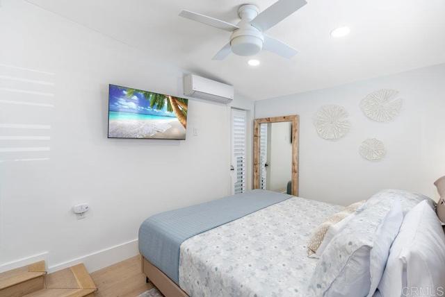 Detail Gallery Image 22 of 48 For 818 7th St, Coronado,  CA 92118 - 4 Beds | 2 Baths