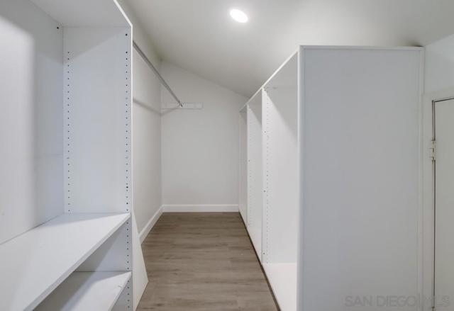 4512 Terraza Ct, San Diego CA: https://media.crmls.org/mediaz/00420280-ec45-4ee1-b2cd-b0836d758395.jpg