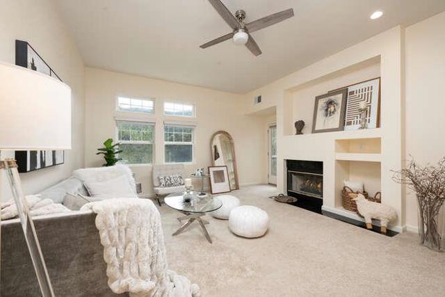 733 Swallowtail Court, Brisbane CA: https://media.crmls.org/mediaz/00426029-5007-43f8-912a-71533778a838.jpg