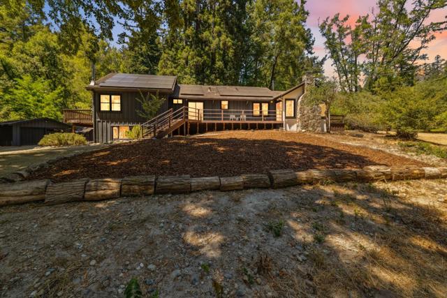 9925 Love Creek Road, Ben Lomond CA: https://media.crmls.org/mediaz/0042cad4-8351-4440-9166-b244ac4d724f.jpg