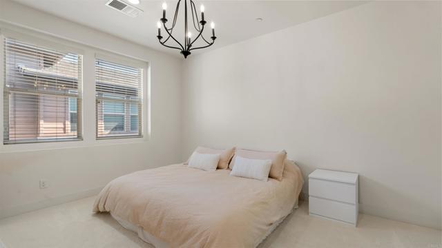 2510 Aperture Circle, San Diego CA: https://media.crmls.org/mediaz/00436117-8474-44fc-8556-f36d1e917ff4.jpg