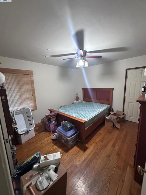 574 Juana Ave, San Leandro CA: https://media.crmls.org/mediaz/00439355-23e0-4966-87f8-742bad30333a.jpg