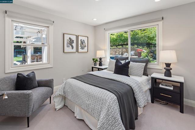 2140 Hidden Oak Dr, Danville CA: https://media.crmls.org/mediaz/0044365b-a414-4c0a-8a40-84a229c61f8b.jpg