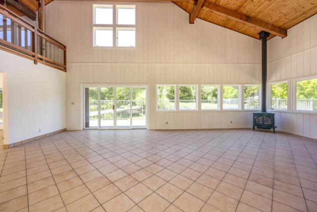 1770 Higgins Canyon Road, Half Moon Bay CA: https://media.crmls.org/mediaz/00444ad2-940c-4f3e-91dd-1b18f99d070f.jpg