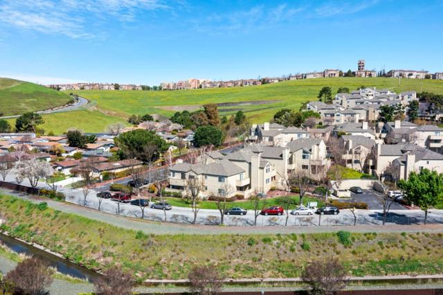 3110 Heather Ridge Drive, San Jose CA: https://media.crmls.org/mediaz/004487af-b13b-4f8e-a4e2-25a3a24bab19.jpg