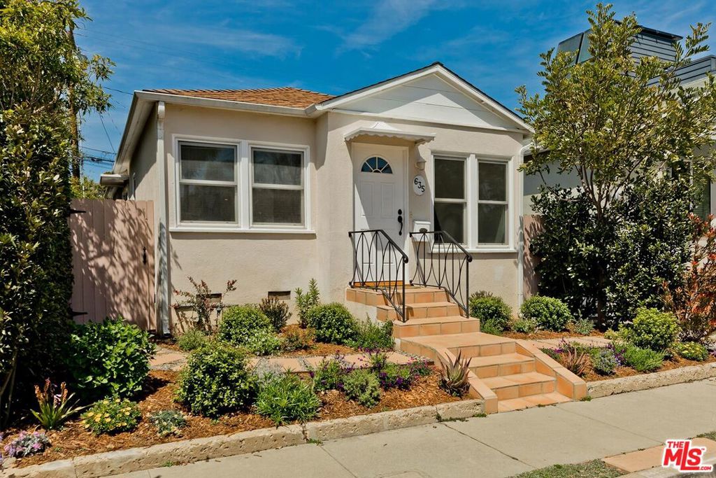 635 Ozone Street, Santa Monica, CA 90405