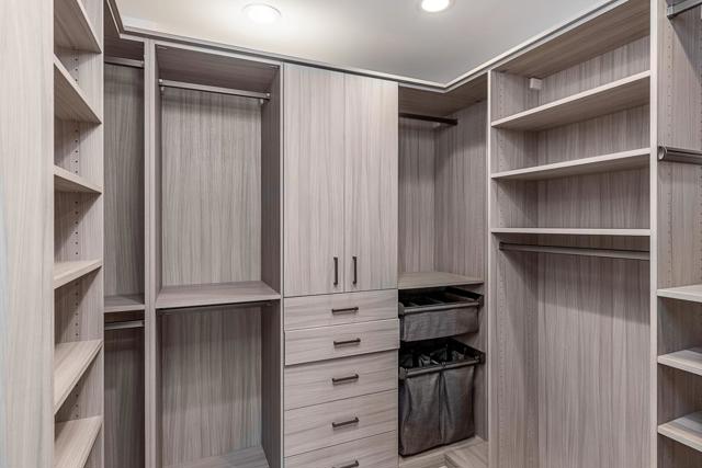 656 Benvenue Avenue, Los Altos CA: https://media.crmls.org/mediaz/00452500-d15d-4a0b-b51c-3679b07d7e8a.jpg