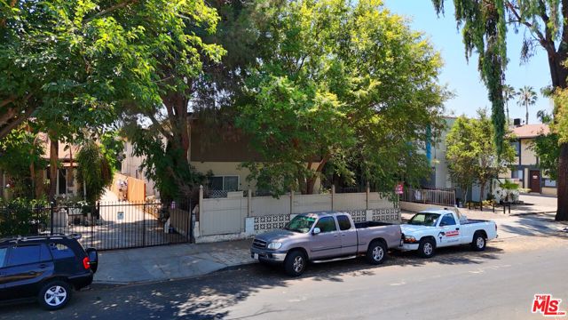 14310 Tiara Street photo 7