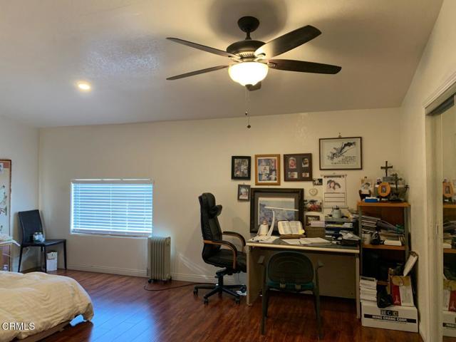 Detail Gallery Image 6 of 10 For 10424 Santa Fe Fire Rd, Lucerne Valley,  CA 92356 - 3 Beds | 3 Baths